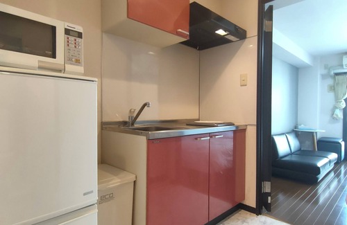 Naniwa Apartamento | 10 minutes from JR Namba Station and Subway/Hanshin Sakuragawa Station 5 minutes from JR Ashiwarabashi Station 4 minutes from supermarket One room on one floor, max. 5 people, elevator available, convenient to Namba, Dotonbori and Shinsaibashi