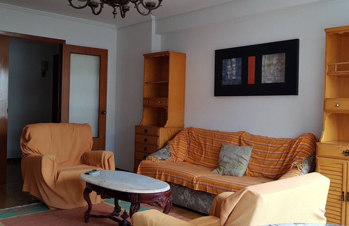 La Coruna Condominio | ¡A 10 minutos de la playa de Oza! Casa ideal para familias