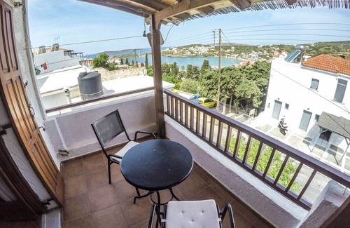 Ydrousa Apartamento | 10 minutes from the centre