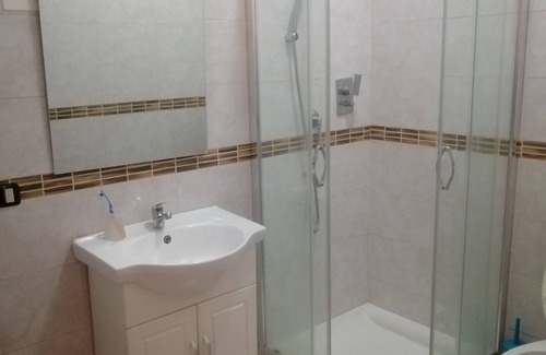 Boltiere Casa | 10 minutes from the amusement park Leolandia rents rooms for families