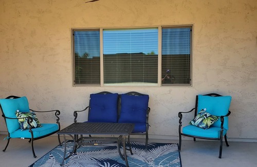 Litchfield Park Casa | 10 minutes from Cardinals Stadium Westgate Family-sized home