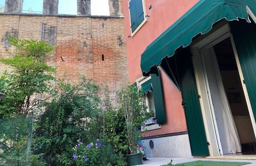Nord-Est Casa | 10 minutes from Verona, lovely one-bedroom apartment nestled in the vineyards