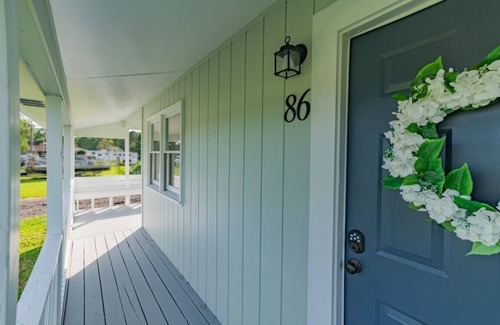 Wanchese Cabaña | 10 Minutes to Manteo and 10 minutes to the beaches of Nags Head!