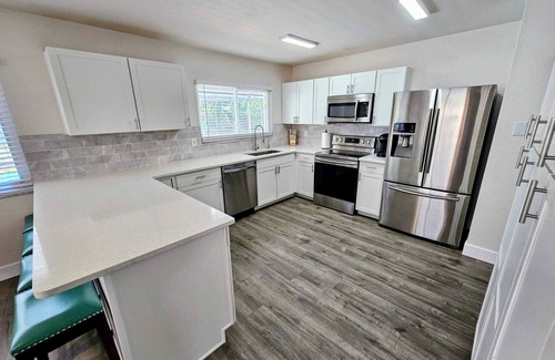 North Port Casa | 10 minutes to Mineral Springs w/large Pool and Pet Friendly!