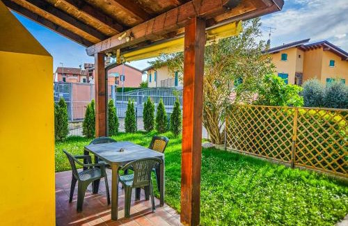 Salionze Apartamento | 10 minuti da Gardaland con Piscina e Giardino