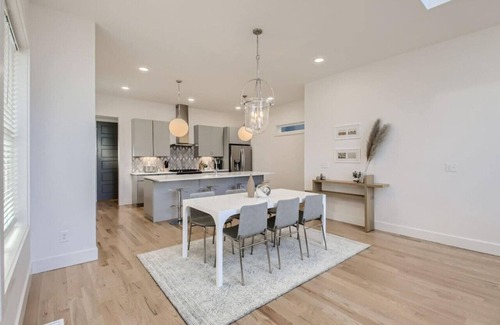 Berry Hill Casa | 10- Modern Escape- The Music City Collection
