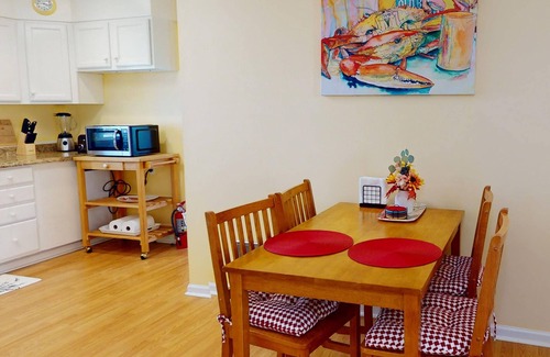 Kure Beach Casa | 10% Off Aug + Sept! Adorable Beach Cottage,1 Block from Kure Beach Pier, Dog Friendly, Fenced