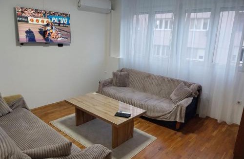 Palilula Apartamento | 10 PERCENT OFF UNTIL 30TH OF SEPTEMBER Budget Apartment Balkanika