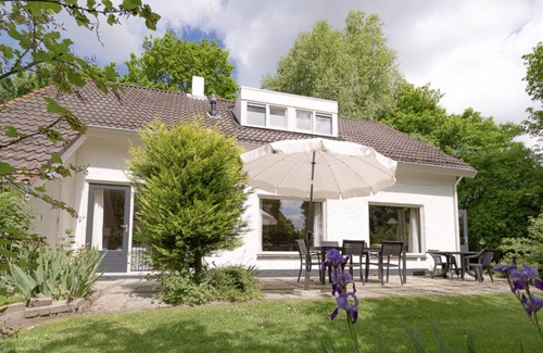 Oostkapelle Casa | Detached holiday home for 10 people in Oostkapelle