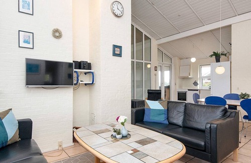 Vikær Strand Casa | 10 person holiday home in Haderslev
