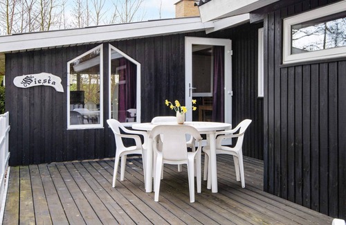 Ronde Casa | 10 person holiday home in Rønde