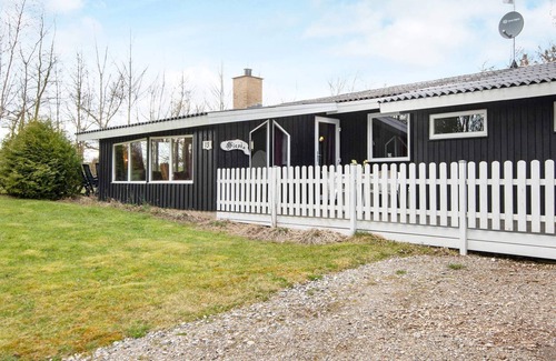 Ronde Casa | 10 person holiday home in Rønde