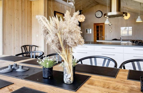Hou Casa | 10 person holiday home in Hals