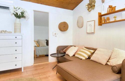 Vejby Apartamento | 10 person Summerhouse with swimming pool