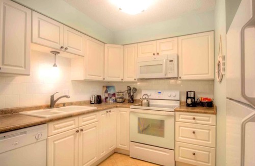 Demere Park Condominio | DRIFTWOOD DREAMS- $ 110 / NOCHE ¡DESCUENTO DE ÚLTIMO MINUTO! CAMINATA AL PUEBLO CERCA DE LA PLAYA