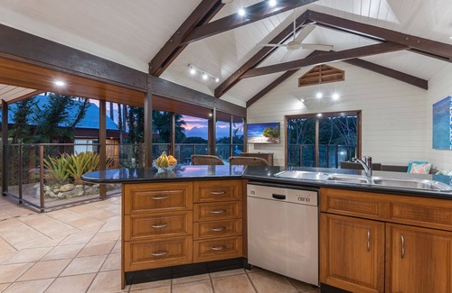 Port Douglas Casa | 10 Wharf Street - Port Douglas, QLD