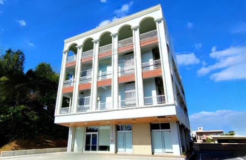Kadena-cho Apartamento | "100インチスクリーン&プロジェクターで映画三昧!, 人気のリゾートタウン北谷で暮らすように過ごす, ゆったり64平米2LDK" Villa Blu Okinawa Chatan 2-3 ヴィラブルー沖縄北谷2-3