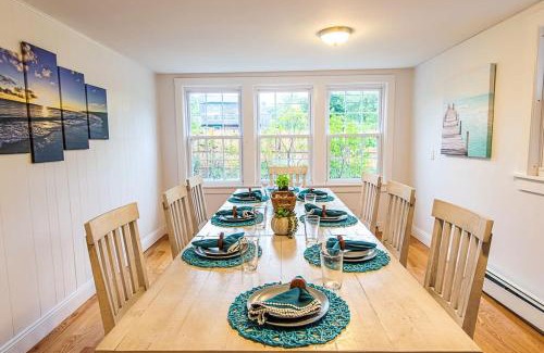 Orleans Casa | 100 Ft to Skaket Beach