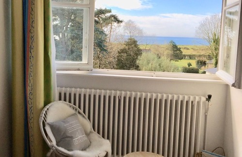 Fouesnant Casa | 100 m de la playa, BONITA CASA JUNTO AL MAR, pequeña vista al mar