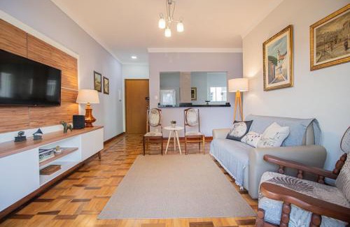 Liberdade Apartamento | 100 m² com terraço, garagem, A/C | 6x sem juros