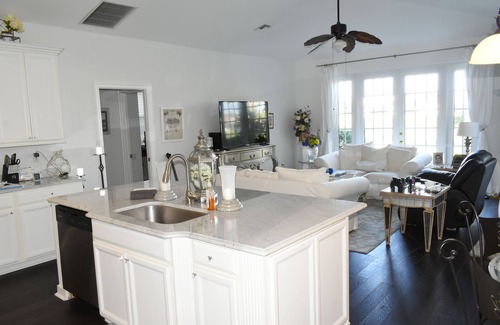 Gateway Casa | 100% Remodeled Minutes From Jet Blue Ball Park