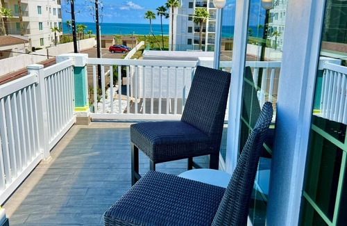 South Padre Island Casa | ACCESO DIRECTO A LA PLAYA / Diapositiva interior y exterior / HGTV presentado / / Capacidad 26