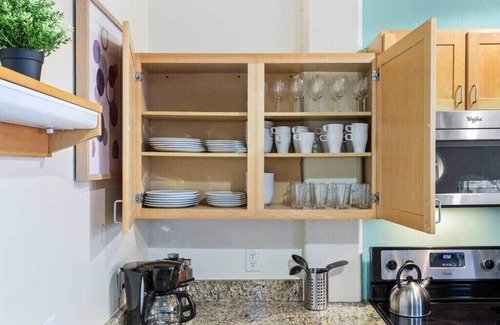 Downtown Apartamento | 100 Year Old Historic Brick 2BR Loft High Ceiling3