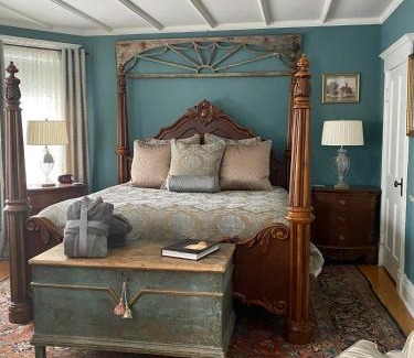 Gananoque Cama Y Desayuno | 1000 Islands Bed and Breakfast-The Bulloch House