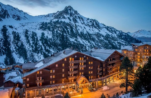 Bourg-Saint-Maurice Apartamento | Fitness, piscina, sauna, balcón, chimenea o estufa a leña, tv, local para esquís, 80-90m², Les Arcs