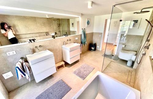 Caputh Apartamento | 100m2 Fewo im Haus am See mit Garten bei Potsdam