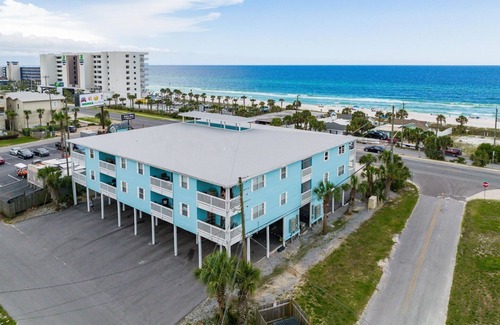 Bahama Beach Condominio | #101 Somerset PETS WELCOMED