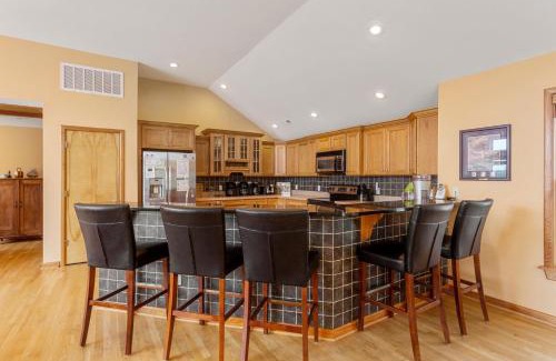 Ocean Hill Casa | 1010 - Sea the Light
