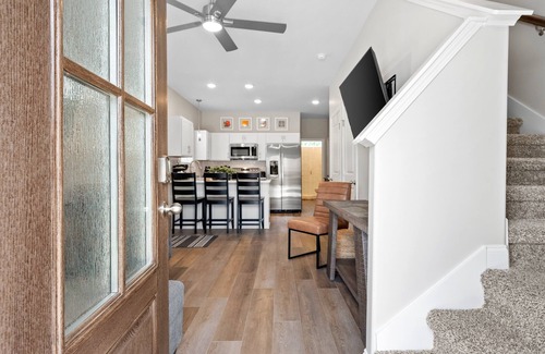 Clarksville Casa | 1012 Franklin Street