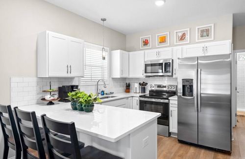 Clarksville Casa | 1012 Franklin Street