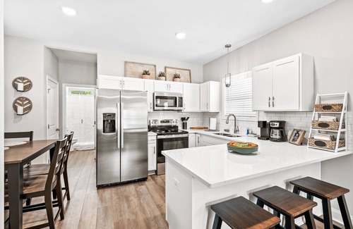 Clarksville Casa | 1014 Franklin Street