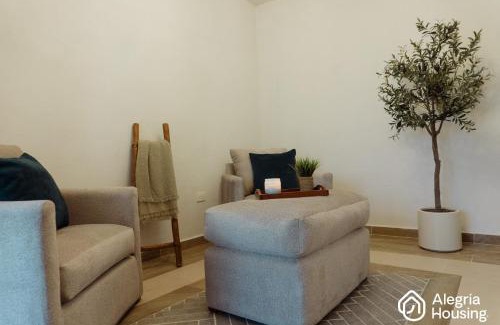 Encarmacion de Diaz Casa | 102 Arje Suites Campestre by Alegría Housing