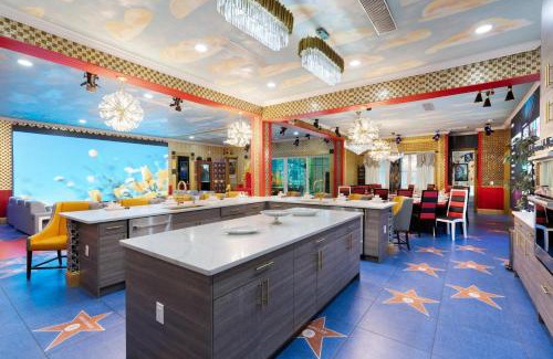 Loughman Casa | 1021 Fantasy