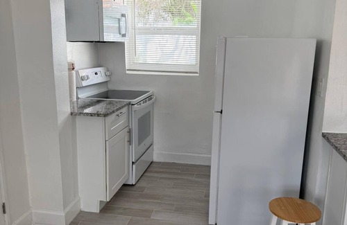 Tropic Apartamento | 104 Cozy Studio - River Views & Prime Location