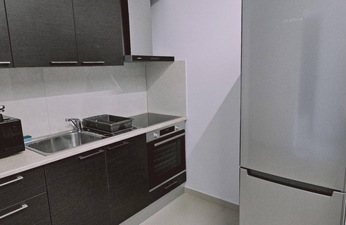 City Centre Apartamento | 104 NIC - 402 Stay Cosmo City Suite