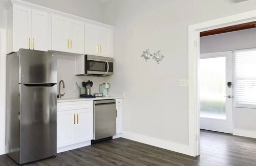 Old Southeast Casa | 105 B Home Sweet Home