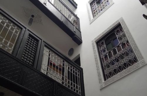 Quartier Al Adarissa Cama Y Desayuno | 105 Kasbah de Boujloud Fes Morocco.