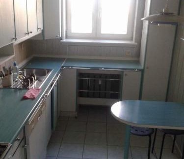 Stare Miasto District Casa | 1050 Śmiałego 36 - Tanie Pokoje - samodzielne zameldowanie - self check in