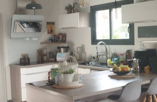 Leguevin Casa | 107 M2 family home with large living room
