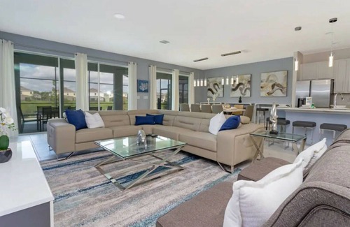 Kissimmee Complejo | 10BD Bella Vida Modern Home Private Pool (BV 4456)