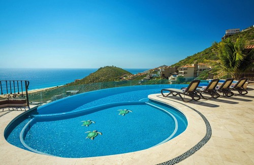 Pedregal Villa | 10BR Villa Celeste Sleeps up to 24!!