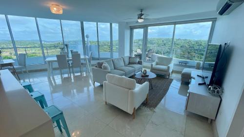 Playa Bonita Village Apartamento | 10G Perfect 2 Bedroom with Ocean and Jungle Views