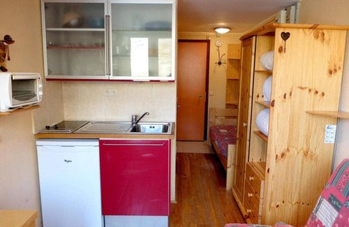 Tignes le Lac Apartamento | 10m from resort center, 3rd floor, television, ski locker, 16m², Tignes