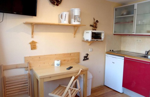 Tignes le Lac Apartamento | 10m from resort center, 3rd floor, television, ski locker, 16m², Tignes