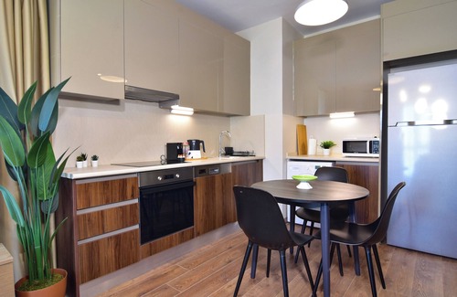 Mahmutbey Apartamento | 10th floor brand new complete apartment
