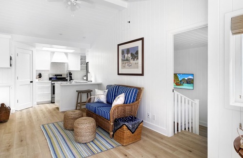 Laguna Beach Cabaña | 11/16 to 1/5 SPECIAL 90/nt GORGEOUS COTTAGE! 1 BLOCK TO THE BEACH!
